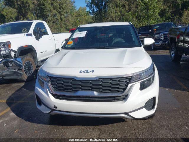 KNDEPCAA5P7370968 KIA Seltos Lx
