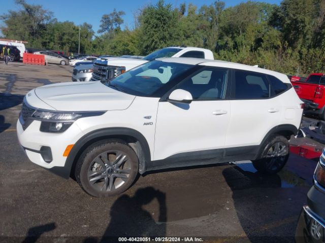 KNDEPCAA5P7370968 KIA Seltos Lx