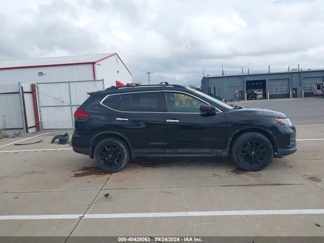 Nissan ROGUE SV 2017 5N1AT2MVXHC810206 Image 14