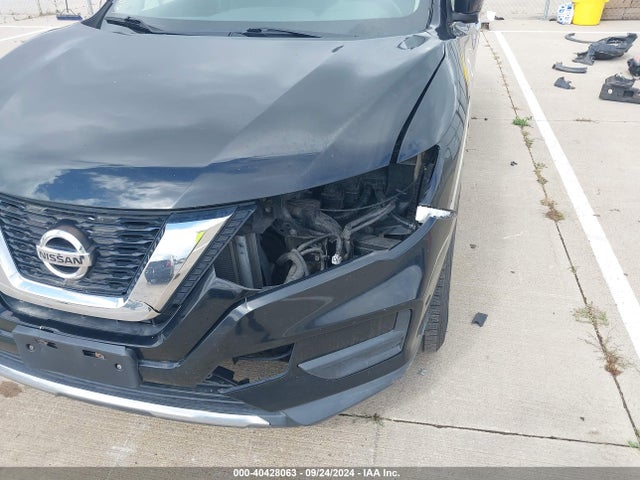 Nissan ROGUE SV 2017 5N1AT2MVXHC810206 Image 6