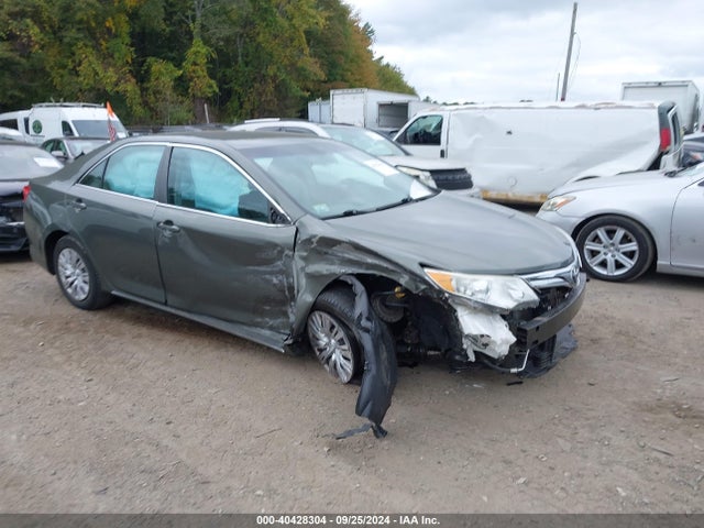 2014 4T4BF1FK0ER355371 main image