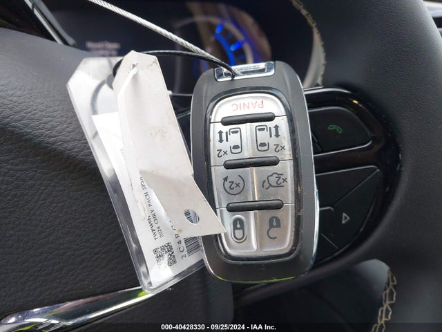 Chrysler Pacifica Hybrid Select 2024 2C4RC1S7XRR108997 Image 11