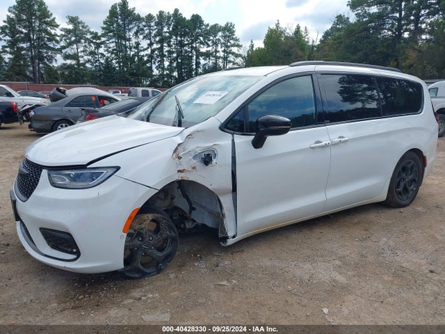 Chrysler Pacifica Hybrid Select 2024 2C4RC1S7XRR108997 Image 2