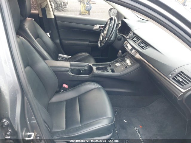 JTHKD5BH7E2203524 Lexus Ct 200h Hybrid