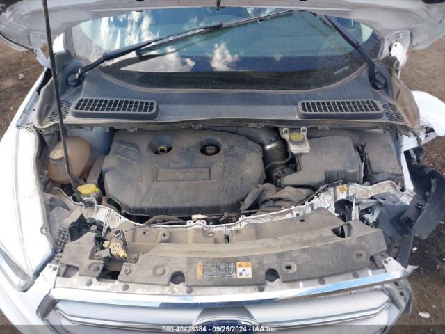 1FMCU9G94HUC89152 Ford ESCAPE SE