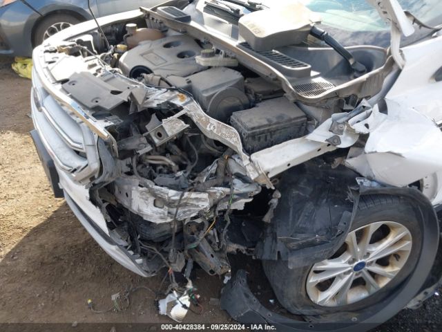 1FMCU9G94HUC89152 Ford ESCAPE SE