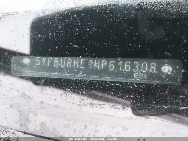 Toyota COROLLA LE 2017 5YFBURHE1HP616308 Image 9