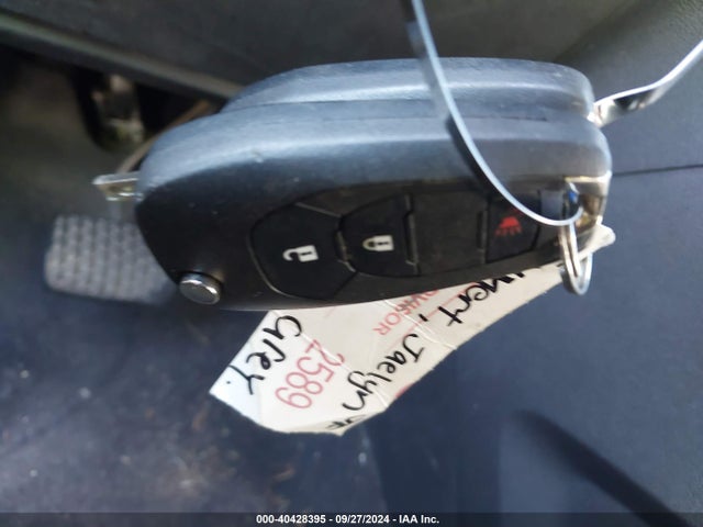 Chevrolet TRAX LS 2019 3GNCJKSB4KL274660 Image 11