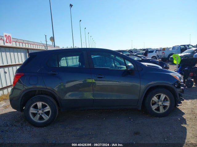 Chevrolet TRAX LS 2019 3GNCJKSB4KL274660 Image 14