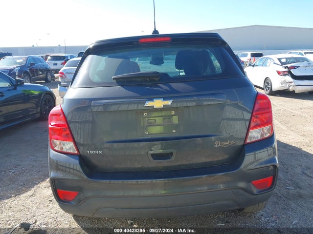 Chevrolet TRAX LS 2019 3GNCJKSB4KL274660 Image 17
