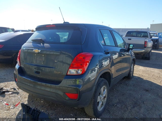 Chevrolet TRAX LS 2019 3GNCJKSB4KL274660 Image 4