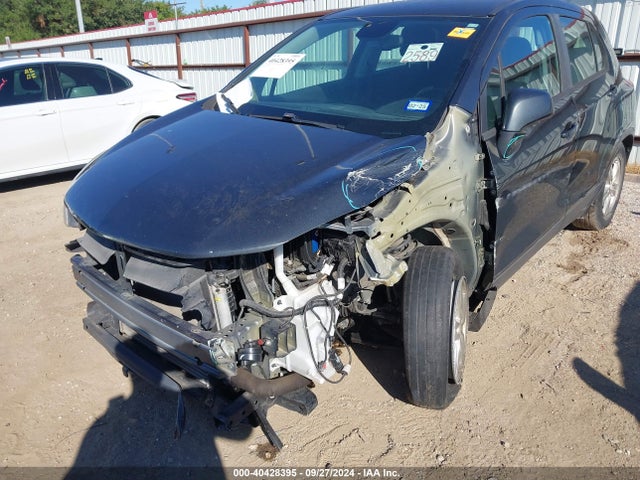 Chevrolet TRAX LS 2019 3GNCJKSB4KL274660 Image 6