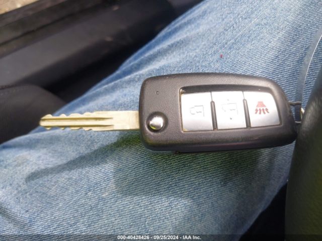 JN8AT2MT3HW132467 Nissan ROGUE S