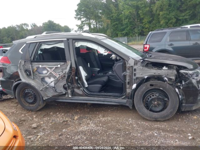 JN8AT2MT3HW132467 Nissan ROGUE S