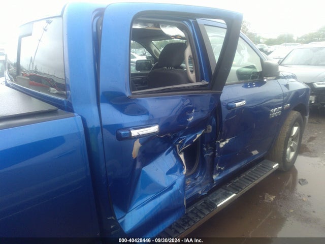 1C6RR7TT1HS822437 RAM 1500 Big Horn  4x4 6'4 Box