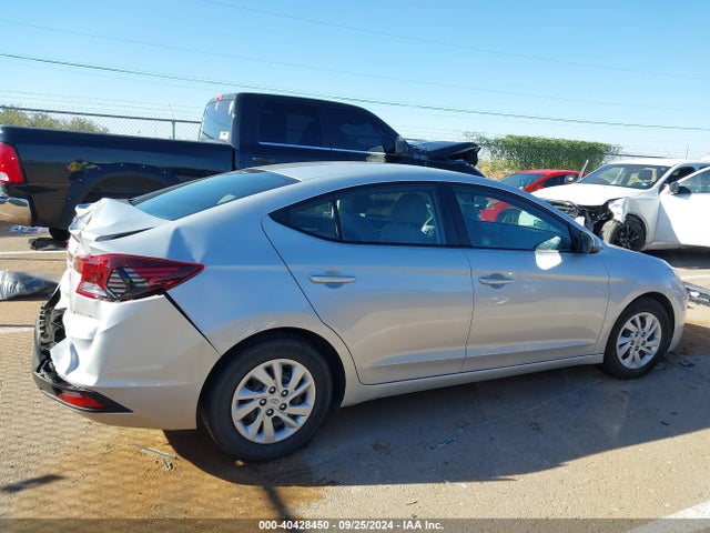 Hyundai ELANTRA SE 2019 5NPD74LF5KH494382 Image 13