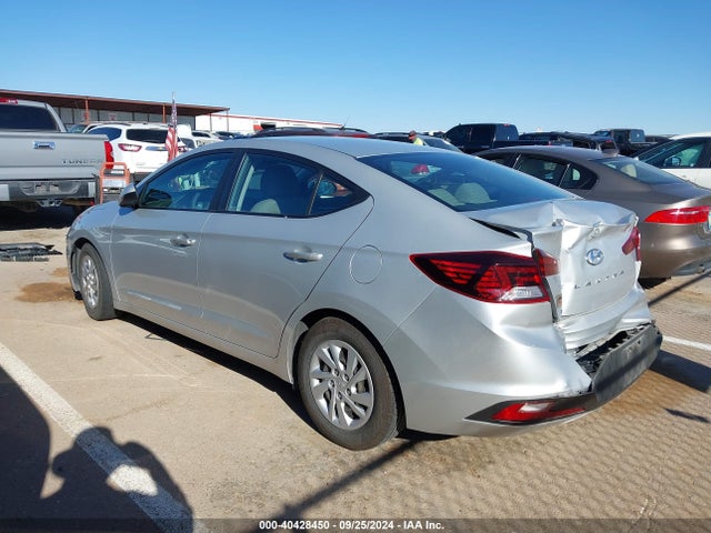 Hyundai ELANTRA SE 2019 5NPD74LF5KH494382 Image 3