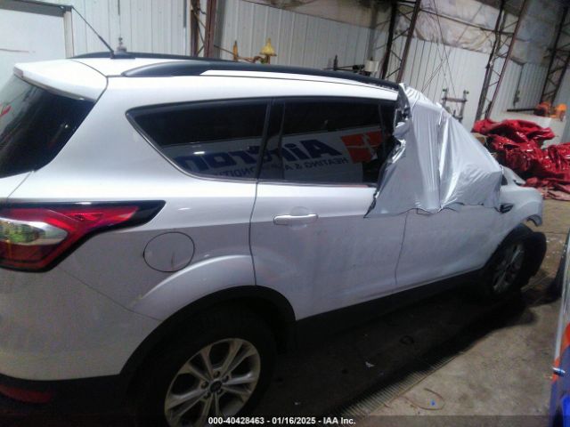 1FMCU0GD2JUD30996 Ford ESCAPE SE