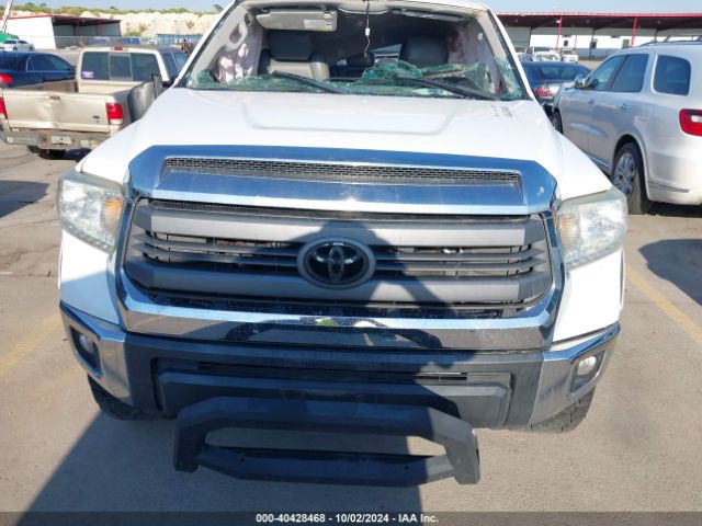 5TFEY5F18EX166860 Toyota Tundra Sr5 5.7l V8