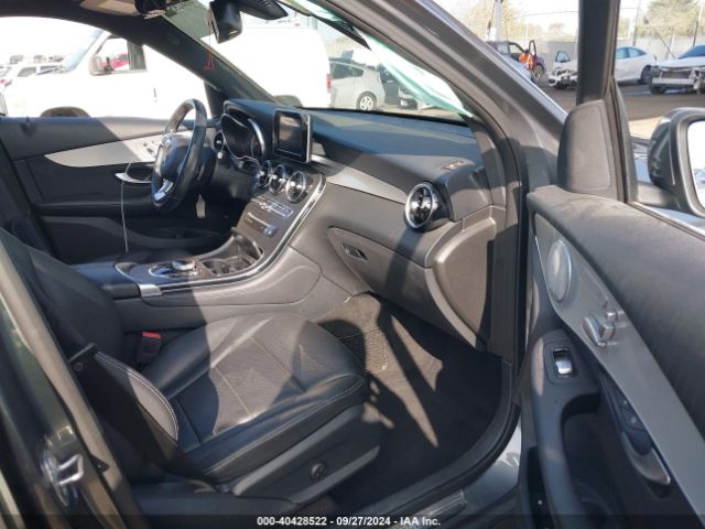 WDC0G4KB9KF557064 Mercedes-Benz Glc 300 4matic