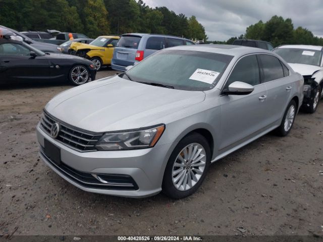 1VWBT7A37HC082513 Volkswagen Passat 1.8t Se