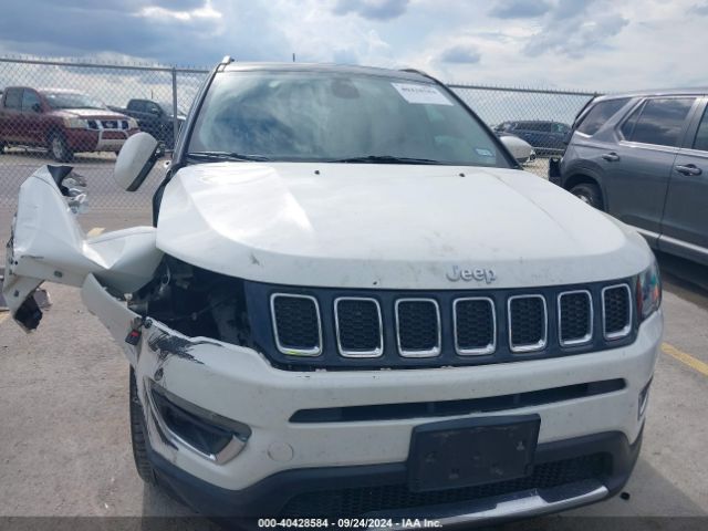 3C4NJCCB6JT181515 Jeep Compass Limited Fwd