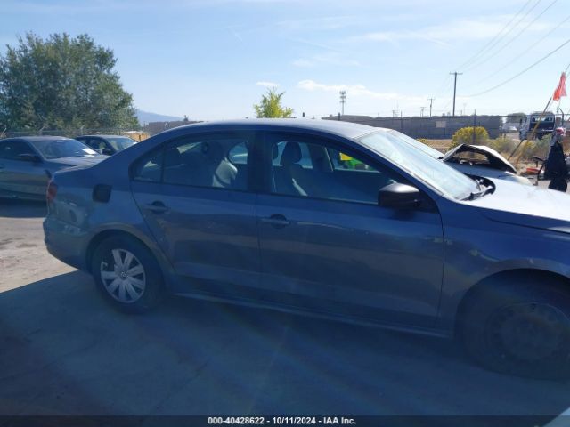 3VW267AJ9GM255855 Volkswagen Jetta 1.4t S