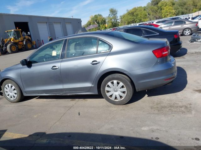 3VW267AJ9GM255855 Volkswagen Jetta 1.4t S