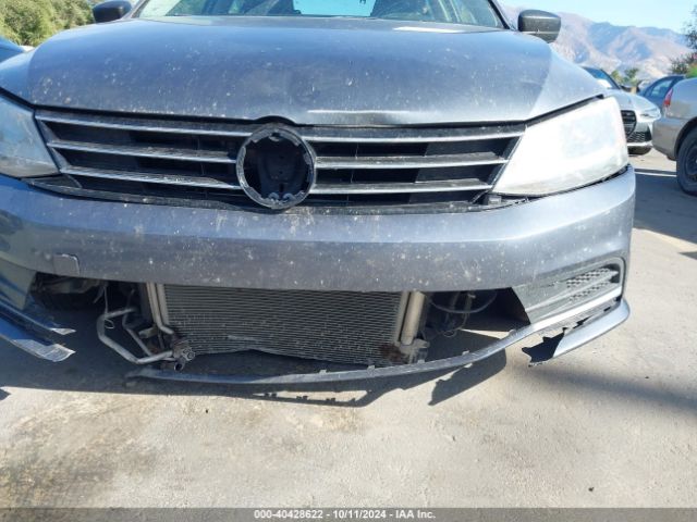 3VW267AJ9GM255855 Volkswagen Jetta 1.4t S