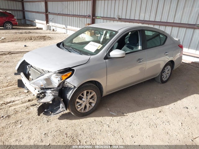Nissan Versa 1.6 Sv 2018 3N1CN7AP0JL880093 Image 2