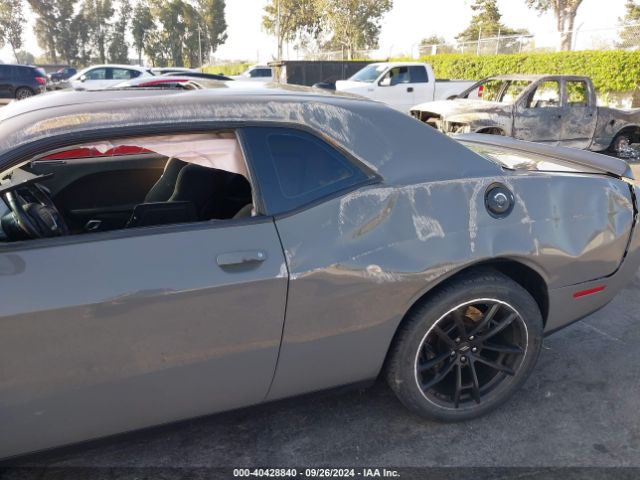 2C3CDZFJ2KH540491 Dodge Challenger R/t Scat Pack