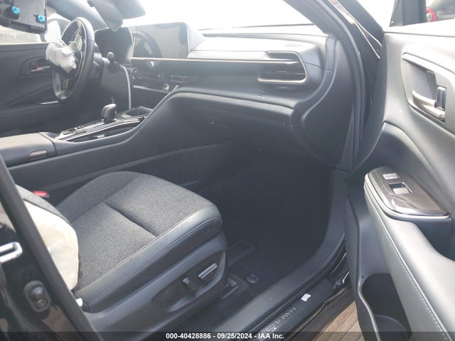 Toyota Crown Xle 2024 JTDAAAAF6R3027645 Image 5