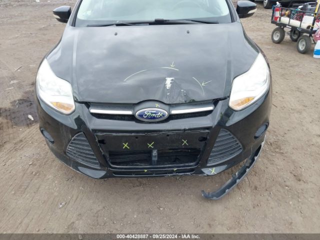 1FADP3F23EL434318 Ford FOCUS SE