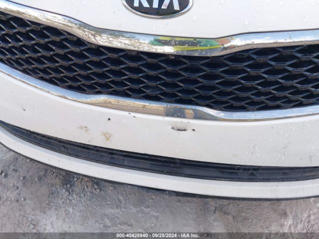 5XXGT4L30JG204588 KIA Optima Lx