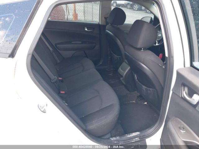5XXGT4L30JG204588 KIA Optima Lx
