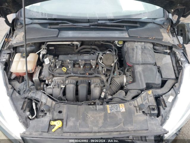 1FADP3K24GL217577 Ford FOCUS SE