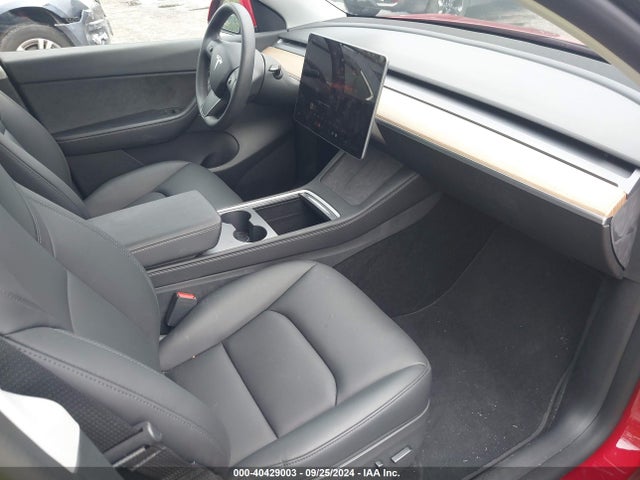 2022 TESLA MODEL Y 7SAYGDEE8NA005045 Photo 4