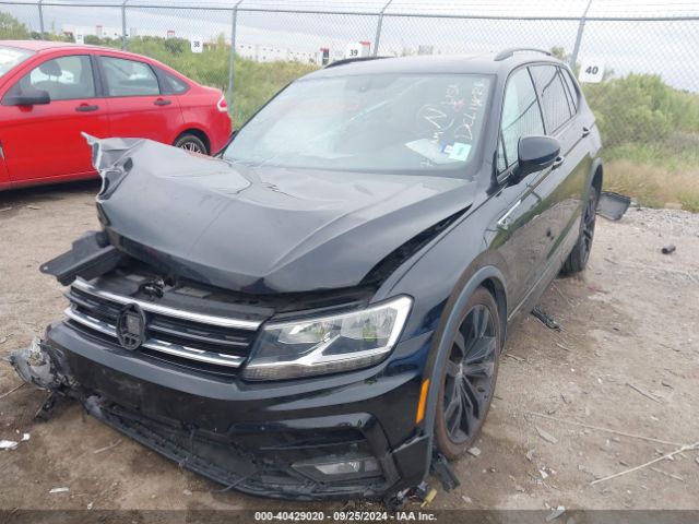 3VV3B7AX9LM079957 Volkswagen Tiguan 2.0t Se/2.0t Se R-line Black/2.0t Sel
