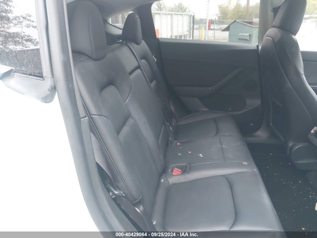 2021 TESLA MODEL Y 5YJYGDEE4MF090674 Photo 7