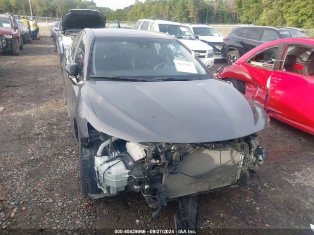 4T1G11AK3LU976090 Toyota CAMRY SE