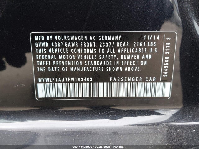 WVWLF7AU7FW163403 Volkswagen Golf R 4-door