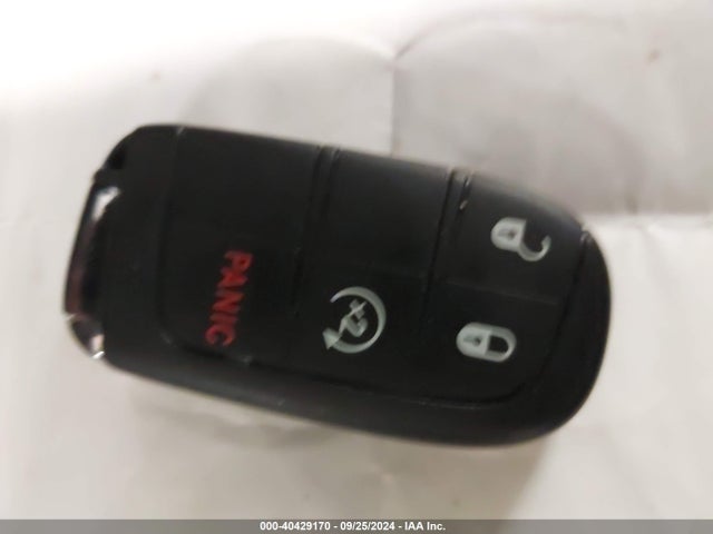 3C4NJDBB2KT670485 Jeep Compass Altitude 4x4