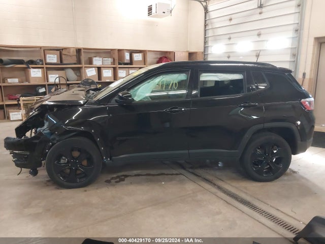 3C4NJDBB2KT670485 Jeep Compass Altitude 4x4