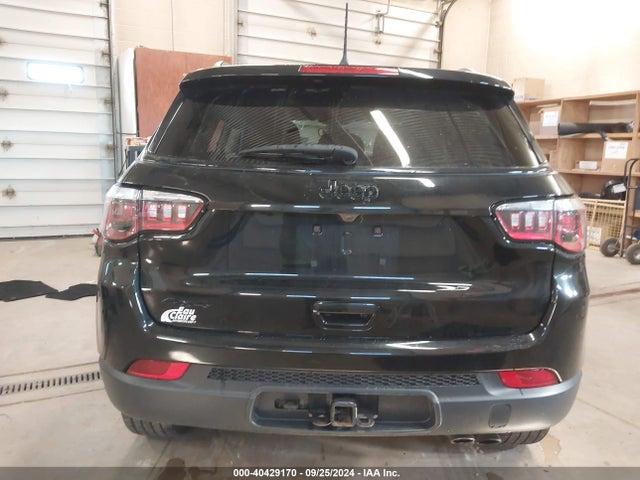 3C4NJDBB2KT670485 Jeep Compass Altitude 4x4