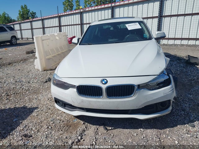 WBA8E1G50HNU14757 BMW 320i