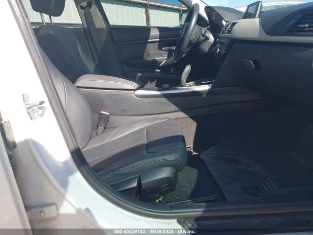 2017 BMW 320I WBA8E1G50HNU14757 Photo 4