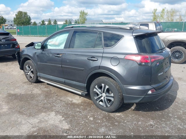 Toyota RAV4 LE 2018 2T3BFREV7JW851273 Image 3