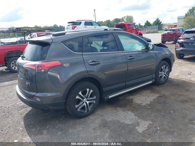 Toyota RAV4 LE 2018 2T3BFREV7JW851273 Image 4