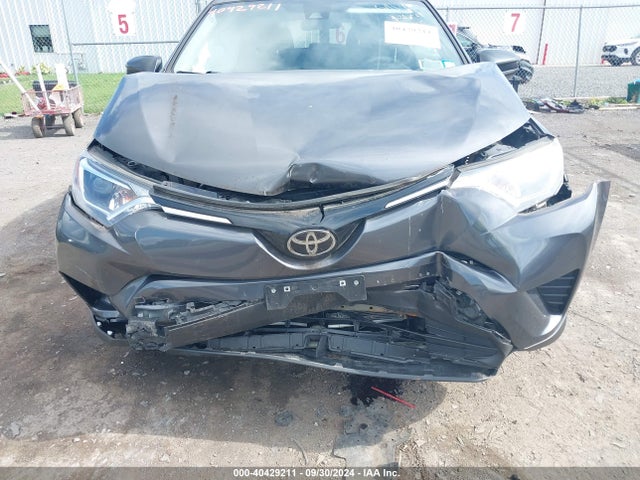 Toyota RAV4 LE 2018 2T3BFREV7JW851273 Image 6