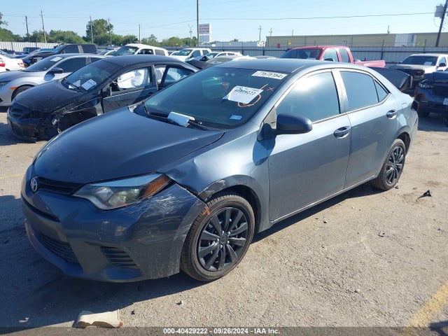 Toyota COROLLA LE 2015 5YFBURHE6FP191410 Image 2